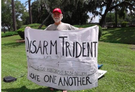 Hungering for Nuclear Disarmament: Plowshares activists in the USA