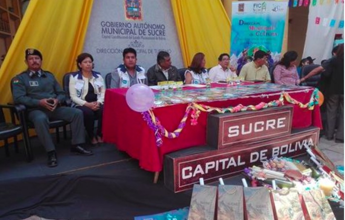Bolivia: Authorities present Carnival 2019 focused on promoting the culture of peace in Sucre