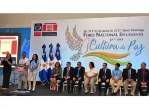 República Dominicana: El Ministerio de Educación pone en marcha foro estudiantil por una cultura de paz