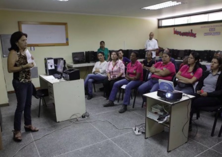 Venezuela: Sector educativo plantea capacitar a docentes en cultura para la paz