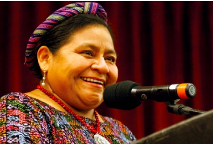 Colombia: Rigoberta Menchú pide al Gobierno que fortalezca el acuerdo de paz